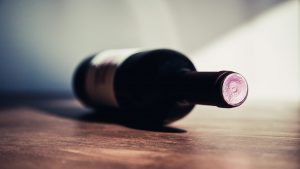 Étiqueteuses et capsuleuses automatiques pour vins et produits conditionnés